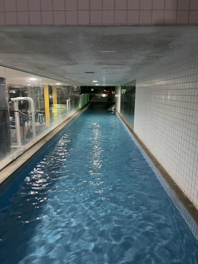 Apartamento com varanda e piscina Cabo Frio Exterior foto