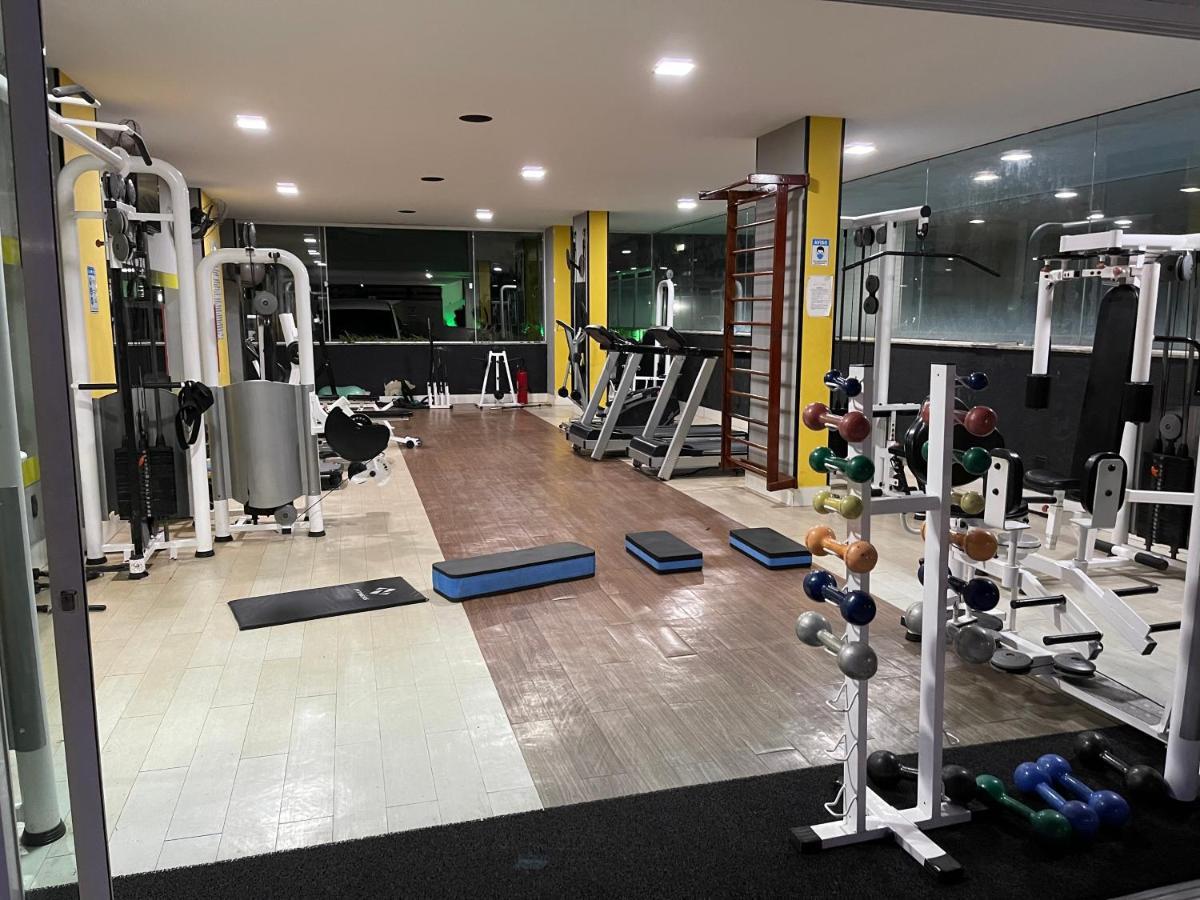 Apartamento com varanda e piscina Cabo Frio Exterior foto